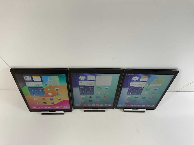 Apple ipad 8th gen - wi-fi - 32 gb - space gray (3x) - afbeelding 2 van  7