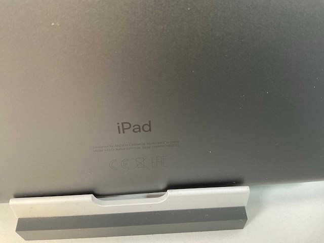 Apple ipad 8th gen - wi-fi - 32 gb - space gray (4x) - afbeelding 1 van  1