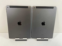 Apple ipad 8th gen - wi-fi + cellular - 32 gb - space gray (2x) - afbeelding 3 van  5