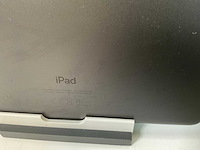 Apple ipad 8th gen - wi-fi + cellular - 32 gb - space gray (2x) - afbeelding 7 van  7