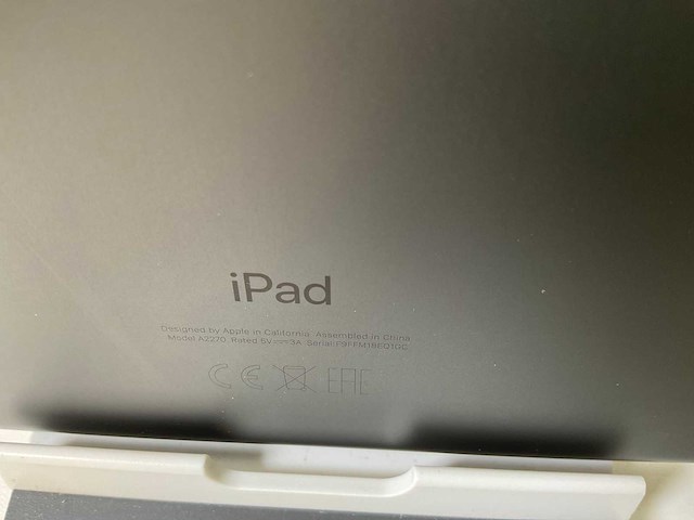 Apple ipad 8th gen - wifi - 32 gb - space gray - afbeelding 6 van  6