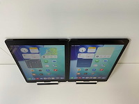 Apple ipad 8th gen - wifi + cellular - 32 gb - space gray (2x) - afbeelding 2 van  7