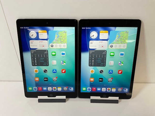 Apple ipad 8th gen - wifi + cellular - 32 gb - space gray (2x) - afbeelding 1 van  7