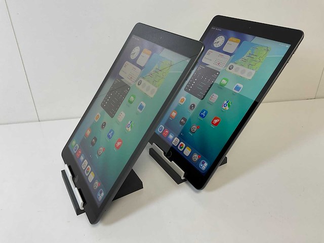 Apple ipad 8th gen - wifi + cellular - 32 gb - space gray (2x) - afbeelding 4 van  7