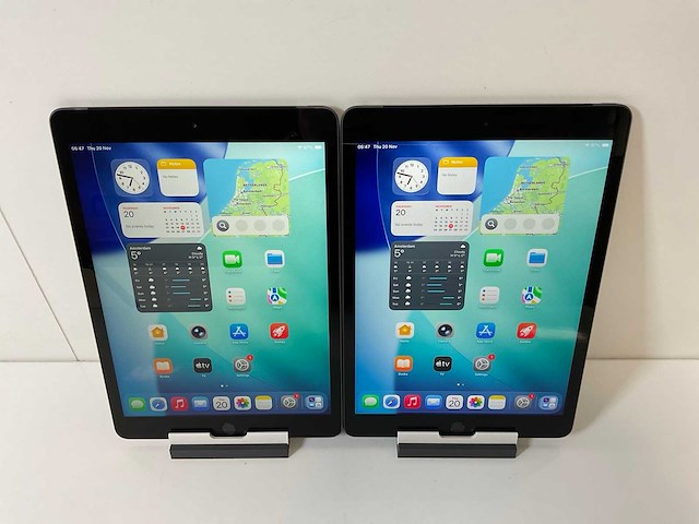 Apple ipad 8th gen - wifi + cellular - 32 gb - space gray (2x) - afbeelding 1 van  7
