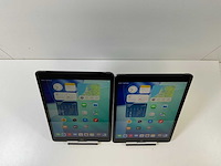 Apple ipad 8th gen - wifi + cellular - 32 gb - space gray (2x) - afbeelding 2 van  7