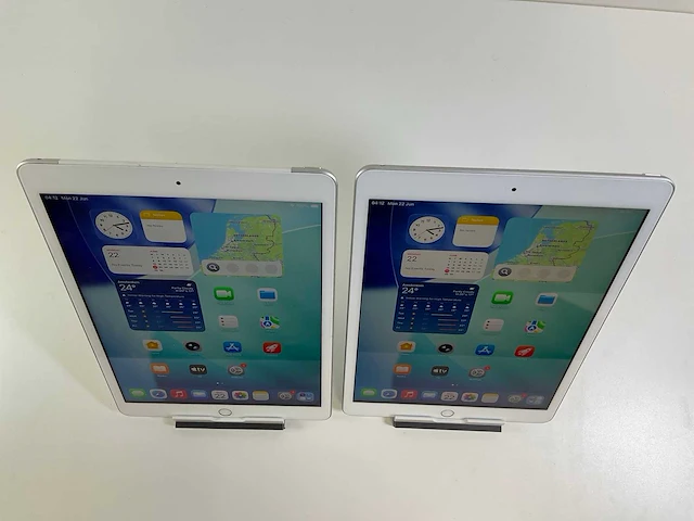 Apple ipad 8th gen 10.2” - wifi only - 128 gb - silver (2x) - afbeelding 3 van  7