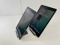 Apple ipad 8th gen 10.2-inch - wifi + cellular - 128 gb - space gray (2x) - afbeelding 4 van  7