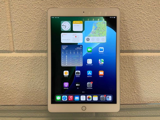 Apple ipad 8th gen 32 gb wi-fi + cellular silver - afbeelding 1 van  2