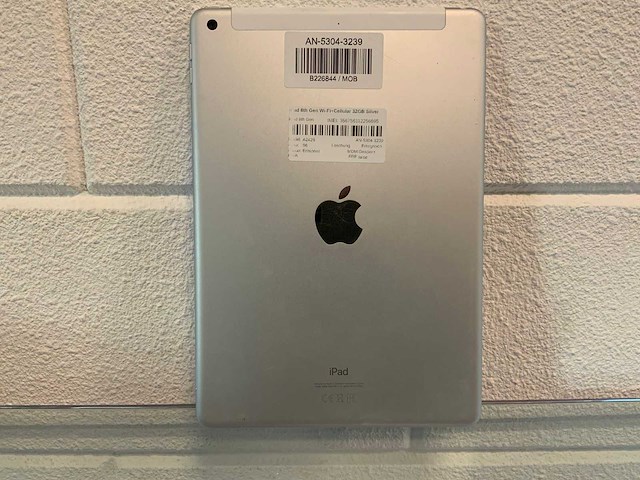 Apple ipad 8th gen 32 gb wi-fi + cellular silver - afbeelding 2 van  2