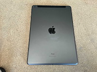Apple ipad (8th gen, 32gb) tablet - afbeelding 6 van  7