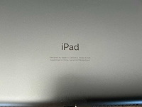 Apple ipad (8th gen, 32gb) tablet - afbeelding 7 van  7