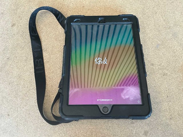 Apple ipad (8th gen, 32gb) tablet - afbeelding 1 van  8