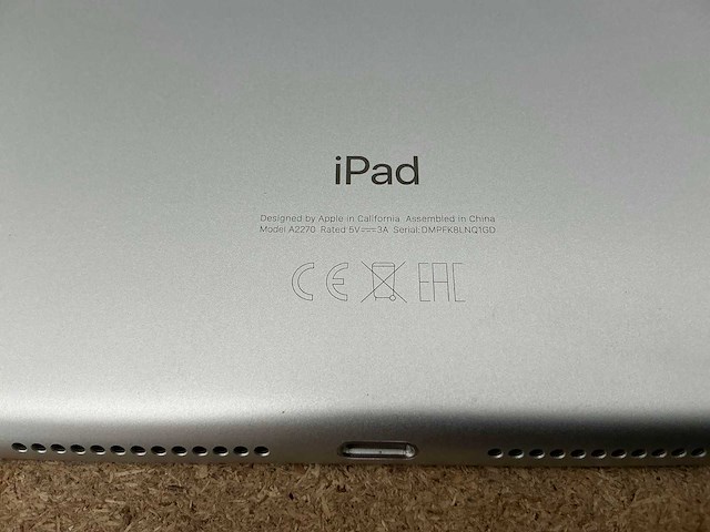 Apple ipad (8th gen, 32gb) tablet - afbeelding 5 van  6