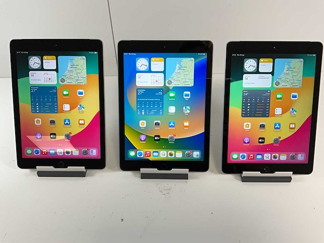 Apple ipad 9 6th gen 9,7”, wifi + cellular - 128 gb - space gray (3x) - afbeelding 1 van  9