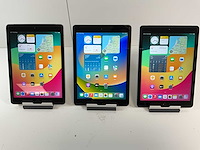 Apple ipad 9 6th gen 9,7”, wifi + cellular - 128 gb - space gray (3x) - afbeelding 1 van  9