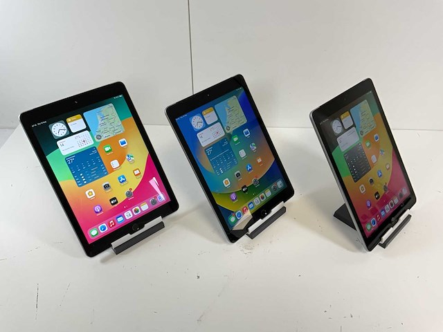 Apple ipad 9 6th gen 9,7”, wifi + cellular - 128 gb - space gray (3x) - afbeelding 3 van  9