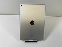 Apple ipad 9th gen - wi-fi - 64 gb - silver - afbeelding 4 van  5