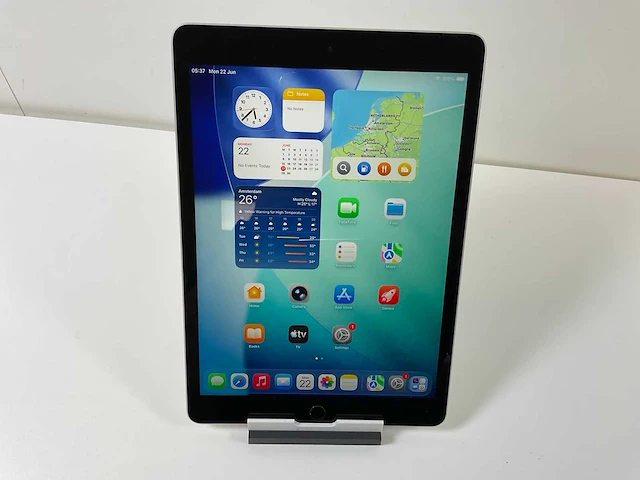 Apple ipad 9th gen - wi-fi - 64 gb - silver - afbeelding 1 van  6