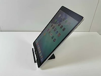 Apple ipad 9th gen - wi-fi - 64 gb - silver - afbeelding 4 van  6
