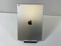 Apple ipad 9th gen - wi-fi - 64 gb - silver - afbeelding 5 van  6