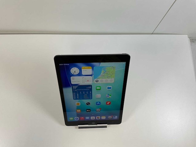 Apple ipad 9th gen - wi-fi - 64 gb - space gray - afbeelding 2 van  6