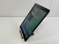 Apple ipad 9th gen - wi-fi - 64 gb - space gray - afbeelding 4 van  6