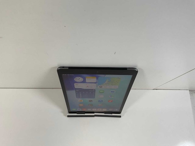 Apple ipad 9th gen - wi-fi + cellular - 256 gb - space gray - afbeelding 2 van  7