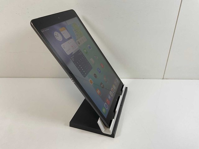 Apple ipad 9th gen - wi-fi + cellular - 256 gb - space gray - afbeelding 3 van  7