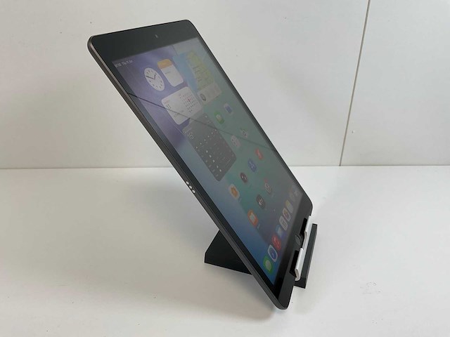 Apple ipad 9th gen - wi-fi + cellular - 256 gb - space gray - afbeelding 3 van  6
