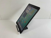 Apple ipad 9th gen - wi-fi + cellular - 64 gb - space gray - afbeelding 4 van  6
