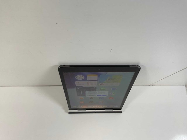 Apple ipad 9th gen - wi-fi + cellular - 64 gb - space gray - afbeelding 2 van  6