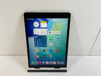 Apple ipad 9th gen - wi-fi + cellular - 64 gb - space gray - afbeelding 1 van  5