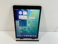 Apple ipad 9th gen - wi-fi + cellular - 64 gb - space gray - afbeelding 1 van  6