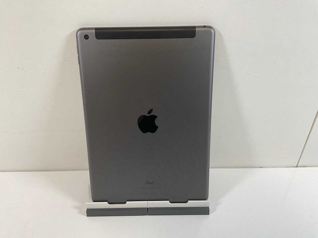 Apple ipad 9th gen - wi-fi + cellular - 64 gb - space gray - afbeelding 5 van  6