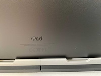 Apple ipad 9th gen - wi-fi + cellular - 64 gb - space gray - afbeelding 4 van  4