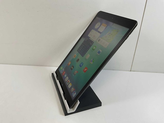 Apple ipad 9th gen - wi-fi + cellular - 64 gb - space gray - afbeelding 4 van  6
