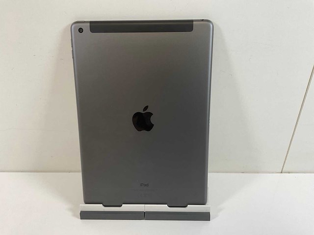 Apple ipad 9th gen - wi-fi + cellular - 64 gb - space gray - afbeelding 5 van  6