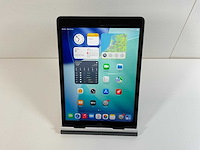 Apple ipad 9th gen - wi-fi + cellular - 64 gb - space gray - afbeelding 1 van  6