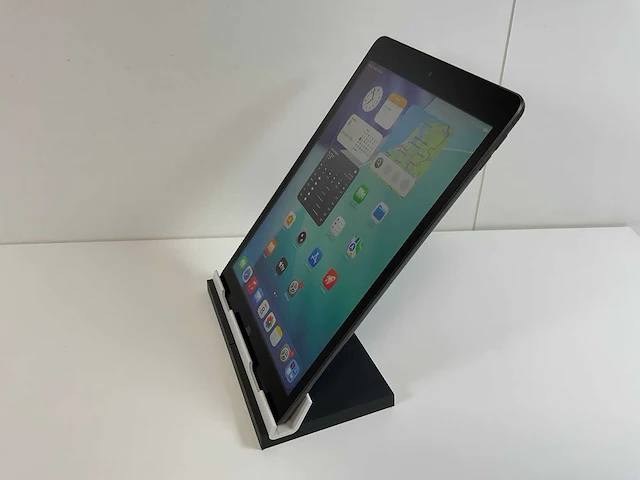 Apple ipad 9th gen - wi-fi + cellular - 64 gb - space gray - afbeelding 4 van  6