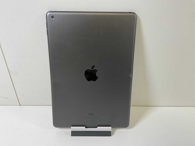 Apple ipad 9th gen - wifi - 64 gb - space gray - afbeelding 5 van  7