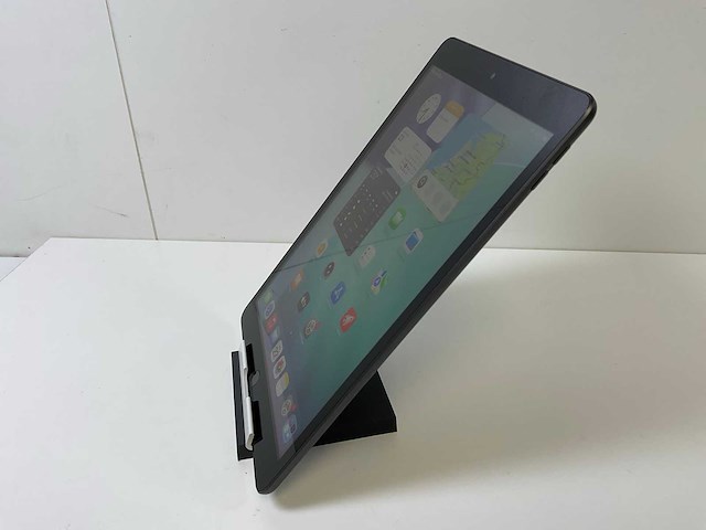 Apple ipad 9th gen - wifi - 64 gb - space gray - afbeelding 4 van  6