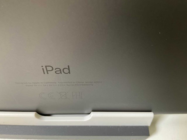 Apple ipad 9th gen - wifi - 64 gb - space gray - afbeelding 1 van  1