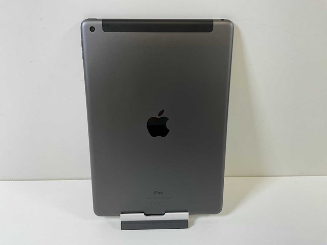 Apple ipad 9th gen - wifi + cellular - 256 gb - space gray - afbeelding 5 van  6