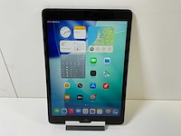 Apple ipad 9th gen - wifi + cellular - 256 gb - space gray - afbeelding 1 van  7