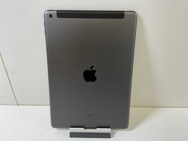 Apple ipad 9th gen - wifi + cellular - 256 gb - space gray - afbeelding 5 van  6