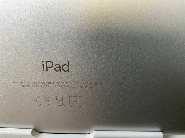 Apple ipad 9th gen - wifi + cellular - 64 gb - silver - afbeelding 6 van  6