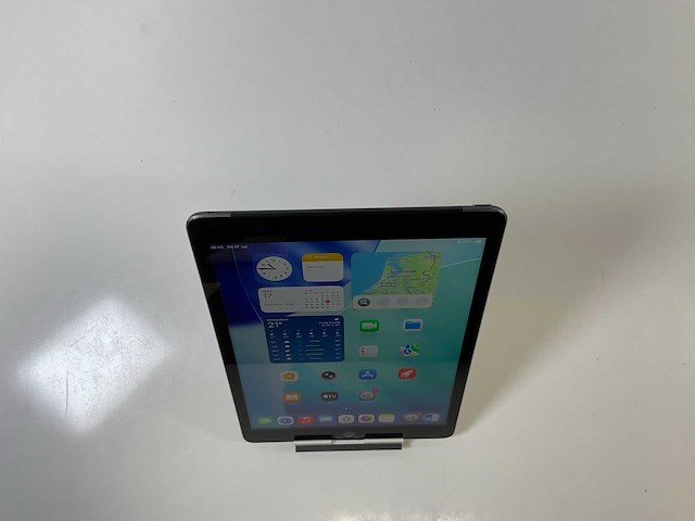 Apple ipad 9th gen - wifi + cellular - 64 gb - silver - afbeelding 2 van  6