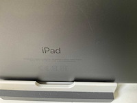 Apple ipad 9th gen - wifi + cellular - 64 gb - silver - afbeelding 6 van  6