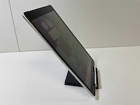 Apple ipad 9th gen - wifi + cellular - 64 gb - silver - afbeelding 3 van  6